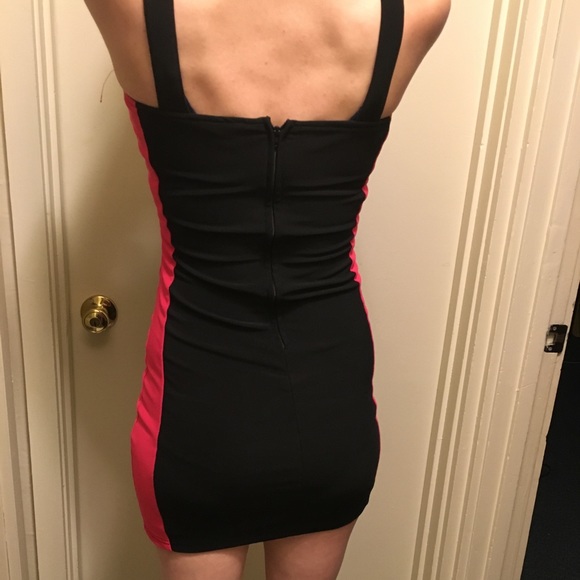NWOT ▪️Black & Pink Bandage Dress - Picture 10 of 10